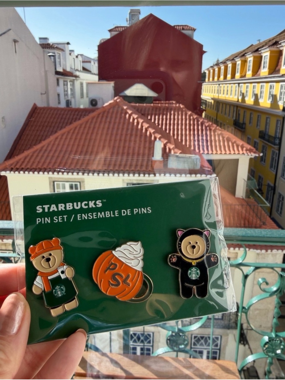 Starbucks Enamel pin set exclusive from Portugal NWT
